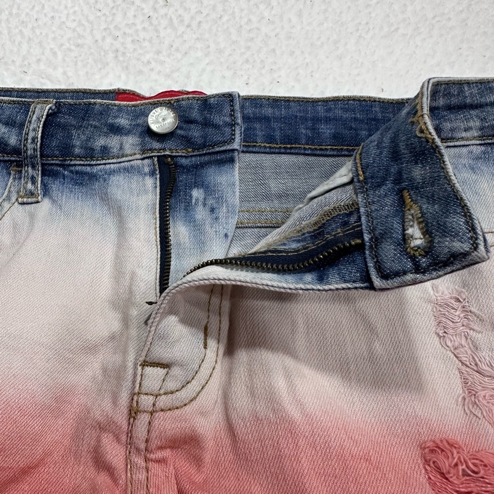 Akira Ombre Denim Women Shorts - Picture 5 of 10